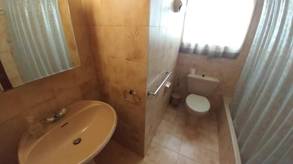 Sandy Beach Apartment 3 Ворокліні Екстер'єр фото