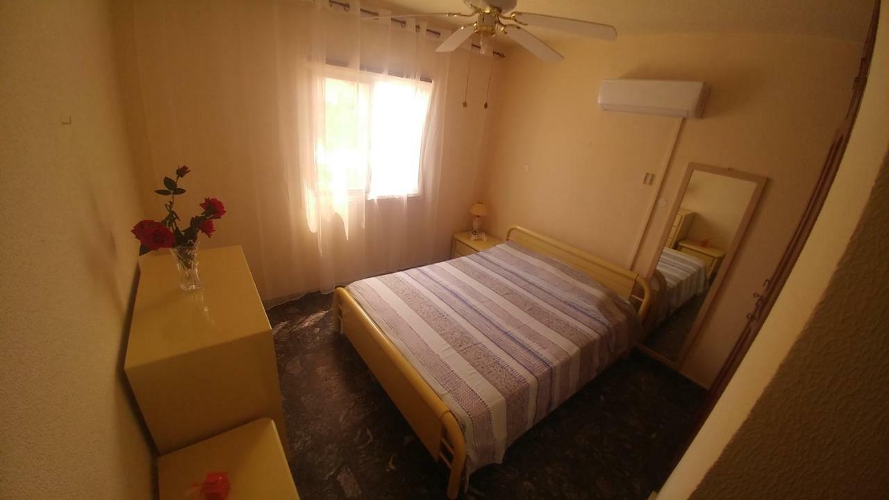 Sandy Beach Apartment 3 Ворокліні Екстер'єр фото